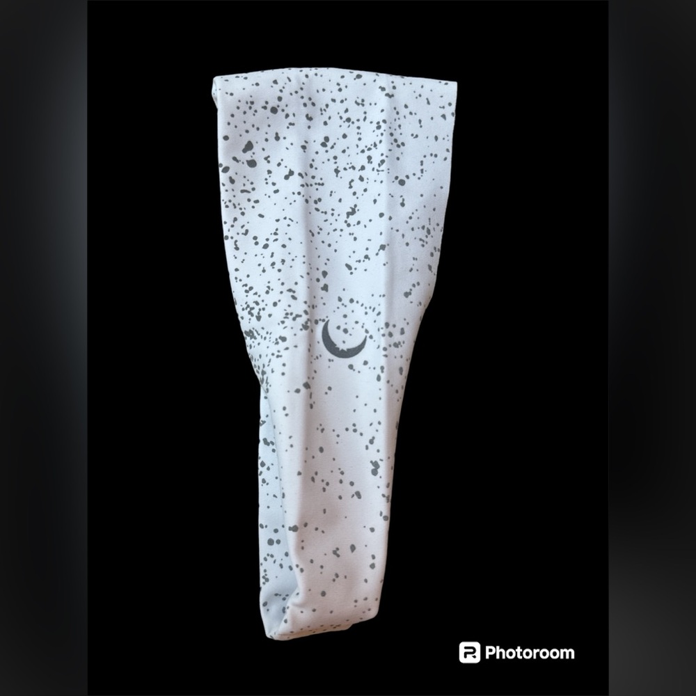 ZYIA White Reflective Light n Tight Headband 676 NWT - Picture 10 of 13